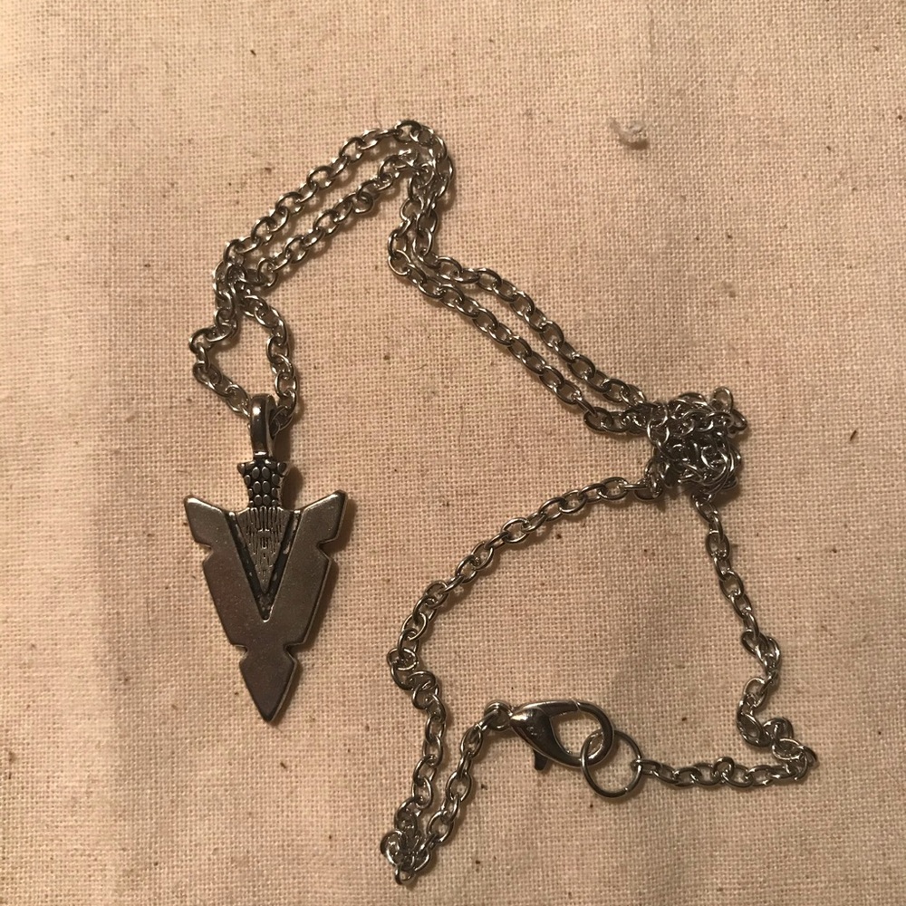 Arrowhead necklace